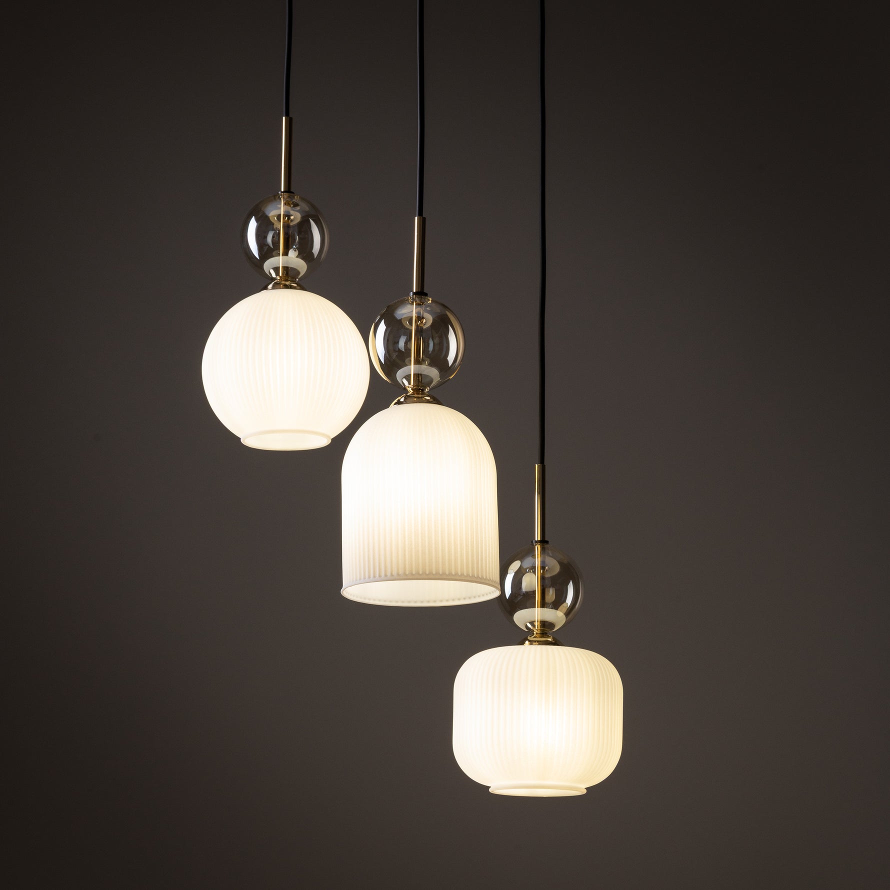 SOPHIA Vit Pendellampa rund 3×E14