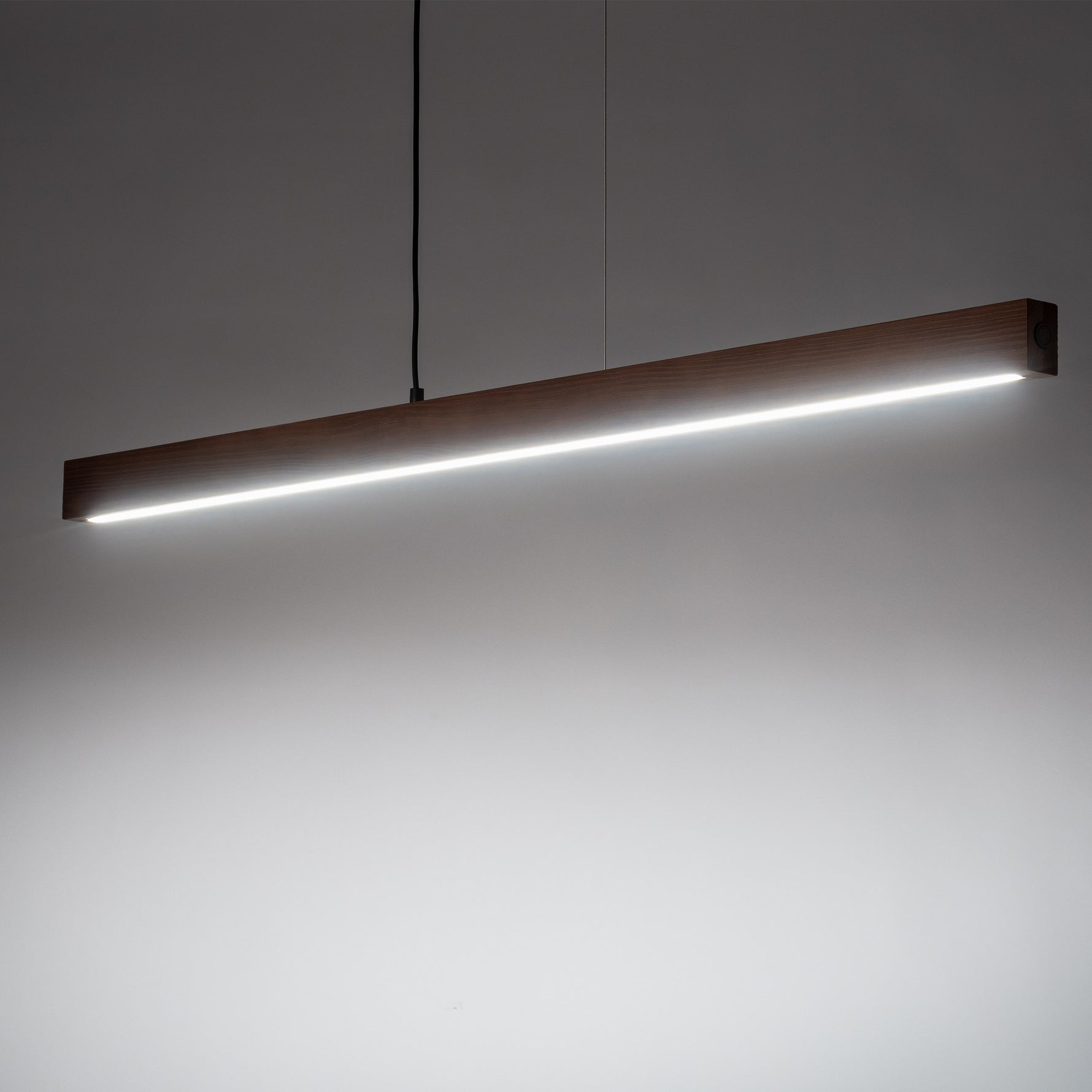 TEO LED Valnötspendellampa Ø126cm