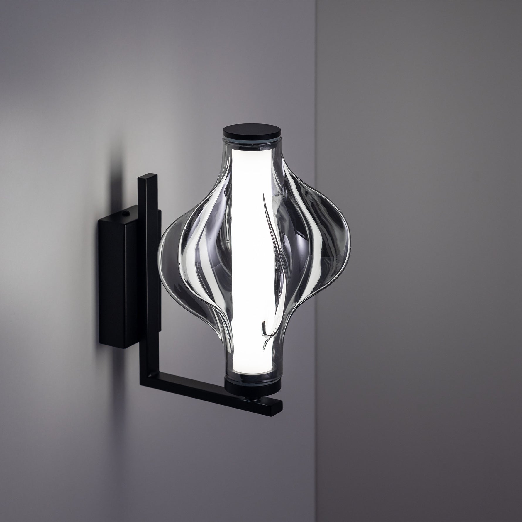 ÄLVA Svart Vägglampa LED 8W